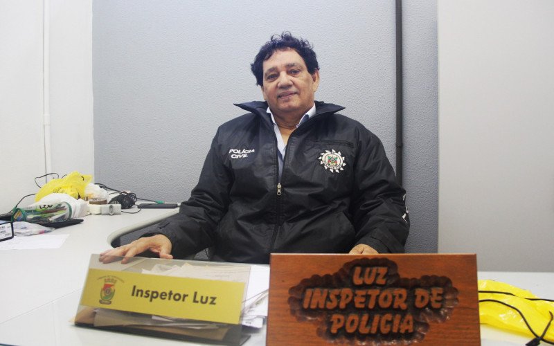 Inspetor Luz se aposenta da polícia após mais de 50 anos | abc+