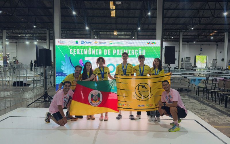 Alunos do Sesi São Leopoldo foram premiados em duas categorias na Olimpíada Brasileira de Robótica