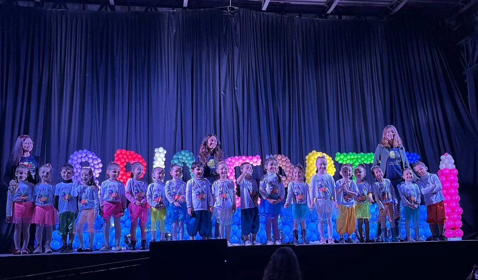 Teatro Municipal de Canela recebe apresentações artísticas inspiradas na Disney de escolas infantis