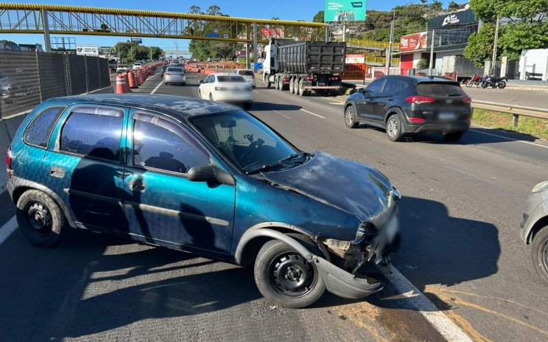 BR-116: Colisão deixa mulher ferida e causa congestionamento quilométrico em Novo Hamburgo