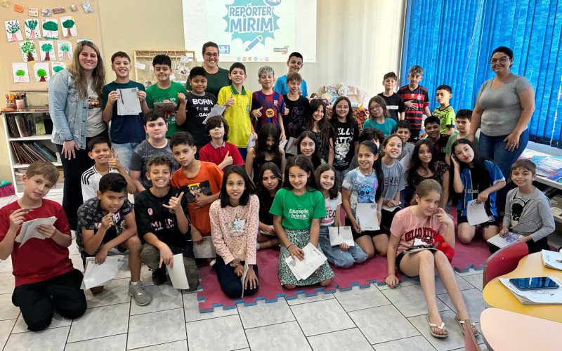 Alunos do 4º e 5º anos da tarde na aula do Repórter Mirim | abc+