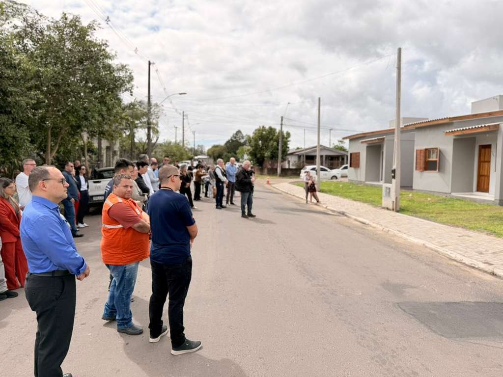 Investimento de quase R$ 1 milhão: Dez famílias são contempladas com novas casas em Taquara
