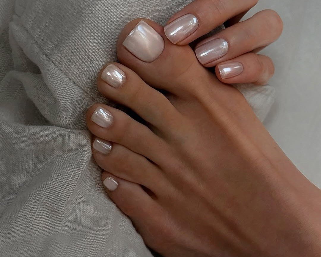 5 cores de esmalte para as unhas dos pés que são chiques e infalíveis
