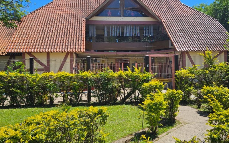 Escola Pequeno Príncipe fica no Largo Rui Porto, ao lado do Ginásio Municipal Celso Morbach