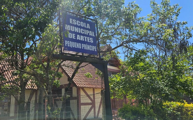 Escola Municipal de Artes Pequeno Príncipe