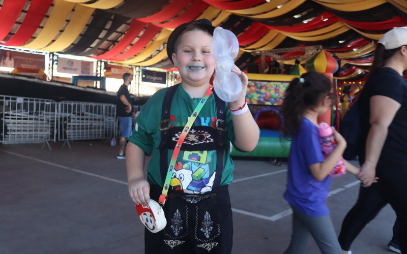 Gabriel no Kindertag da Oktoberfest de Igrejinha | abc+