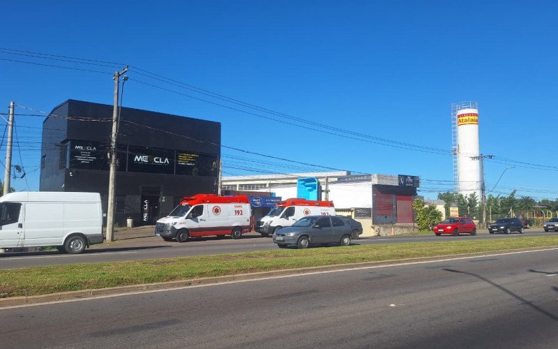 RS-240: Colisão entre carro e moto deixa ferido e causa congestionamento em direção à BR-116 | abc+