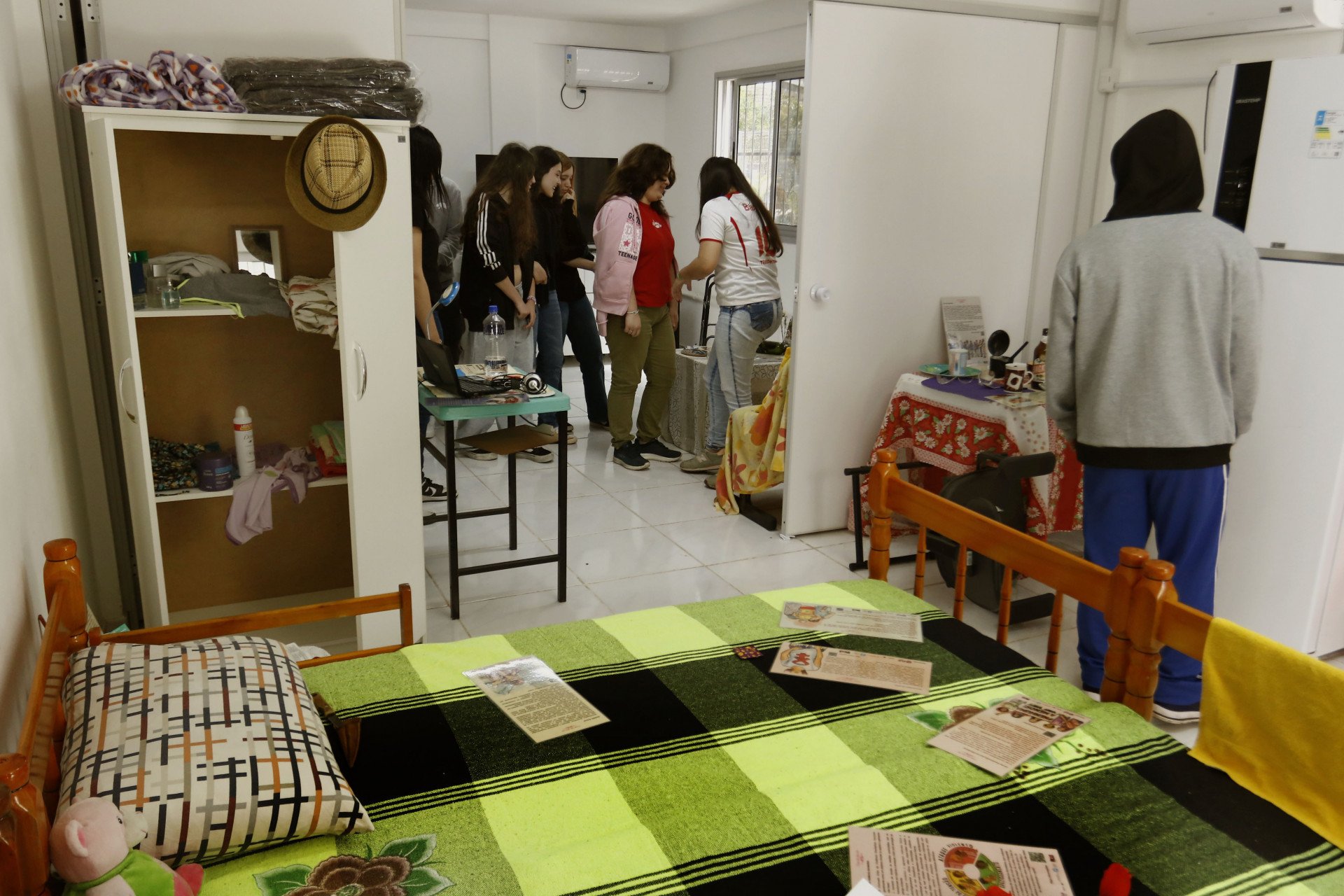 Nem tão doce lar: exposição retrata como a violência acontece dentro de casa