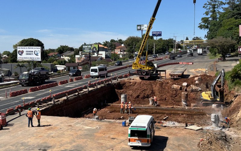Obra da trincheira do Ideal ao Primavera está avançando conforme o cronograma 