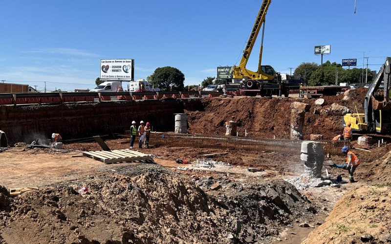 Obra da trincheira do Ideal ao Primavera está avançando conforme o cronograma 