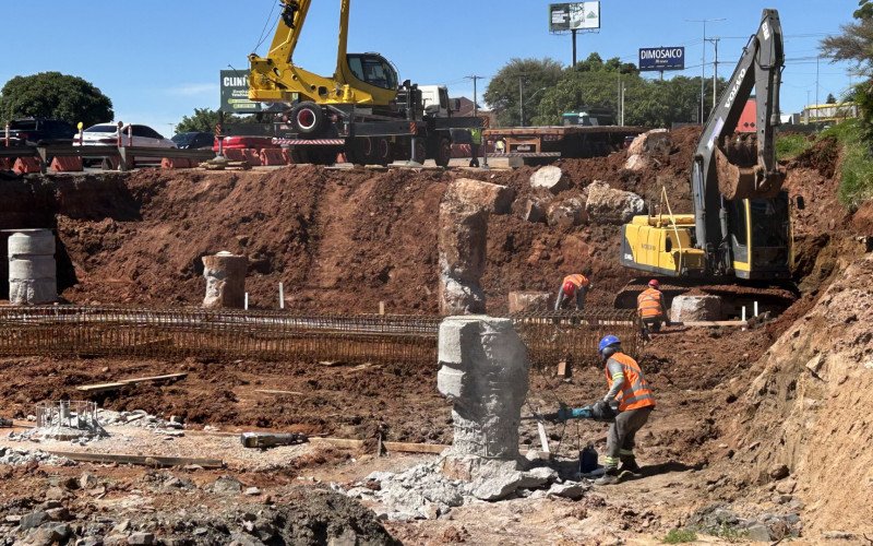 Obra da trincheira do Ideal ao Primavera está avançando conforme o cronograma 