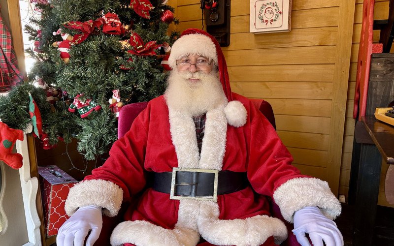 Papai Noel do Natal Luz de Gramado, na Vila de Natal