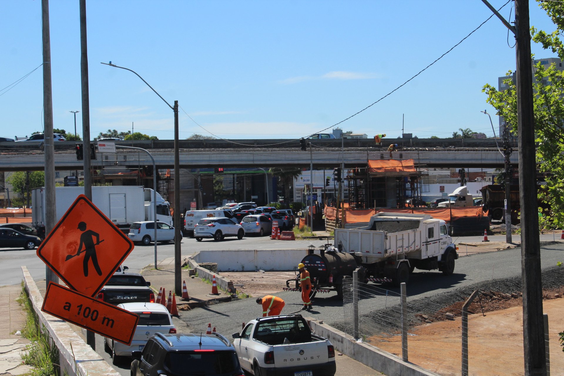 BR-116: Dnit abre novo acesso para desafogar trânsito na Avenida Inconfidência