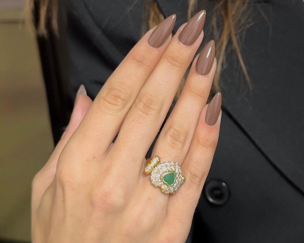 unha_marrom__matry0shka_nails_by_lex_abcmais.jpg