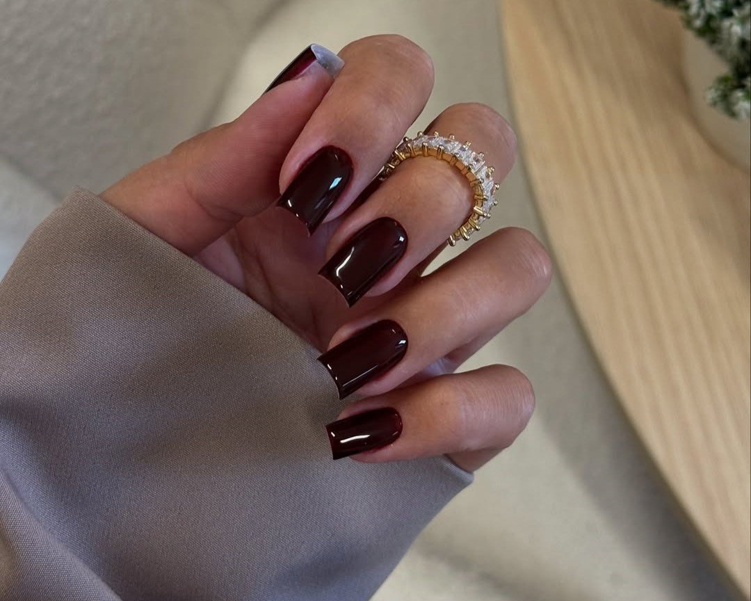Esses são os esmaltes que transmitem poder e elegância para usar no trabalho