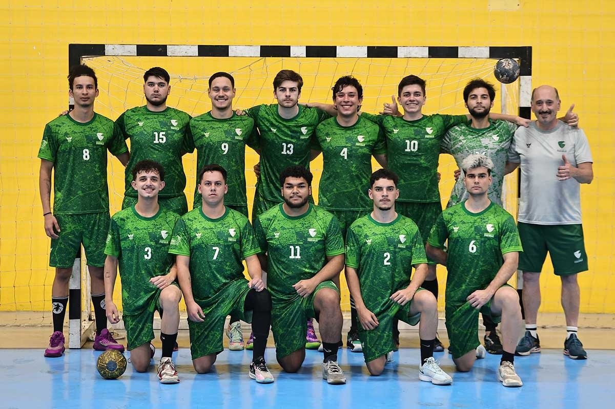 Time masculino da AECB/Feevale disputa a segunda fase do estadual de handebol