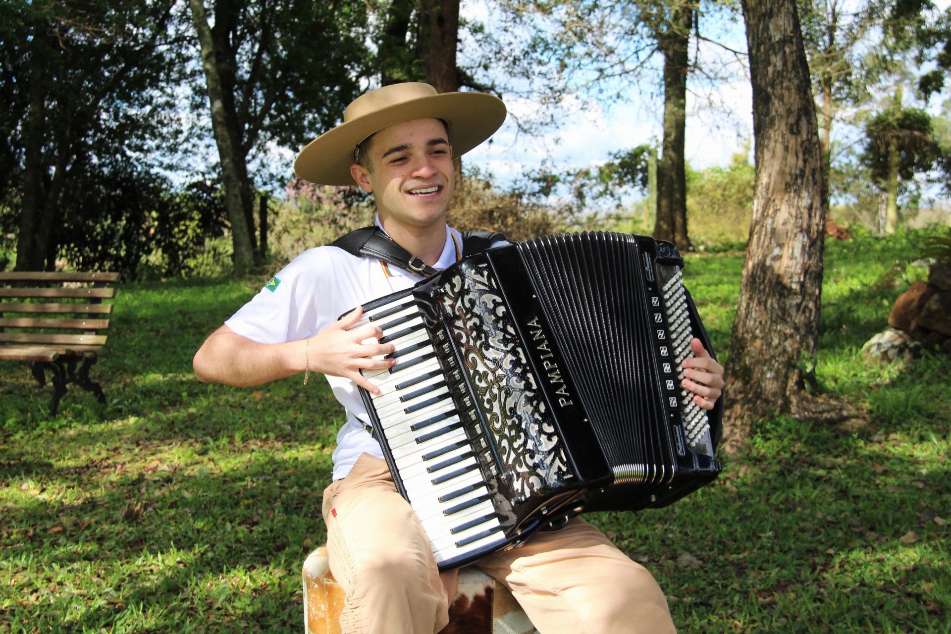 Thomas Machado lança EP e inicia nova fase artística conectada à tradição gaúcha