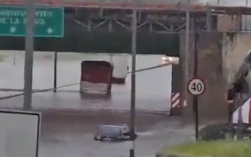 Chuva intensa alaga Buenos Aires e levanta alerta: Há risco para o Sul do Brasil?
