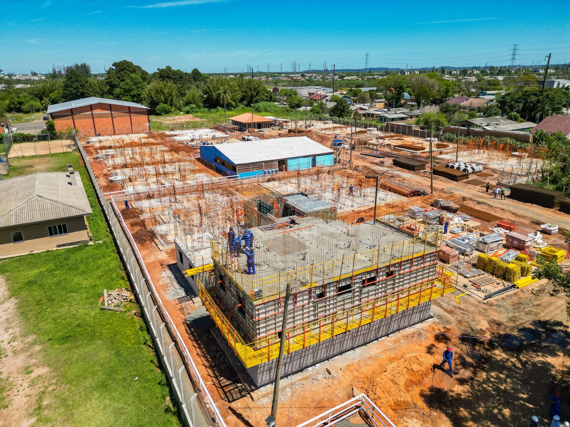 Prefeitura cadastra interessados em concorrer aos residenciais Quero-Quero e Jacuí em Canoas