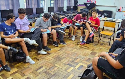 Estudantes buscam apoio para apresentar projeto de educação emocional no Pará