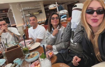 Vini Jr. aparece mascarado em foto de Virgínia e reposta momento