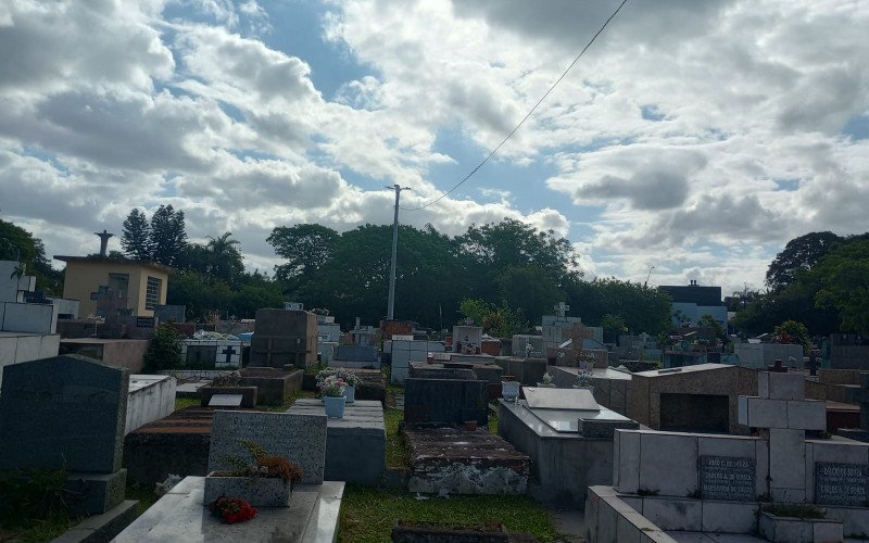 Cemitério Municipal Cristo Rei conta com 9.938 sepulturas