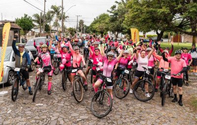 Ações pelo Outubro Rosa marcaram o fim de semana em cidades da região