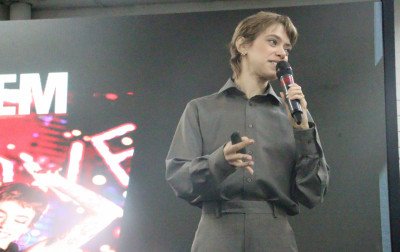 MOSTRATEC 2025: Batalha de balões e palestra com a influenciadora Mari Krüger integram a programação