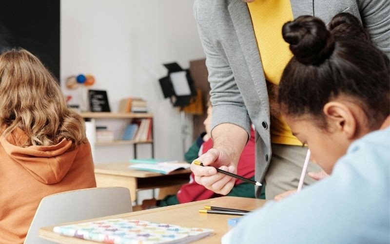 Mensalidades de escolas privadas no RS vão subir em 2026; veja o percentual | abc+