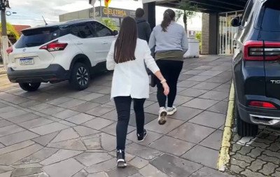 Mãe permitia que padrasto estuprasse a filha: Menina foi abusada dos 7 aos 12 anos