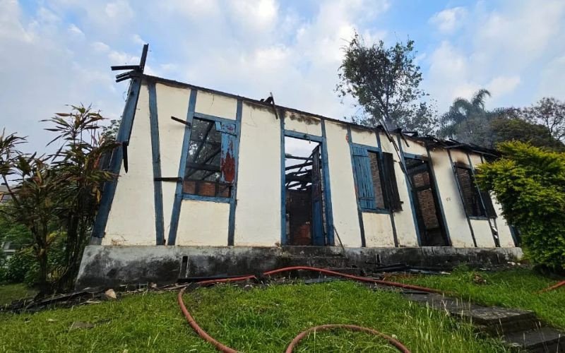 Casa Herrmann em Ivoti pega fogo no feriado deste domingo | abc+