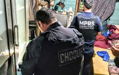 Psicóloga e policial penal são investigadas por tráfico de drogas dentro de penitenciária no RS