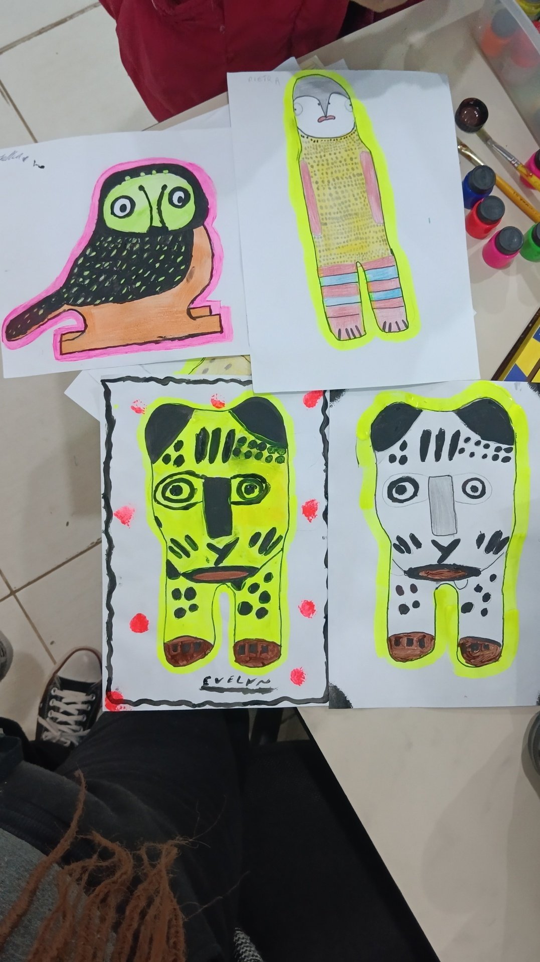 Desenhos com base no trabalho de artistas | abc+