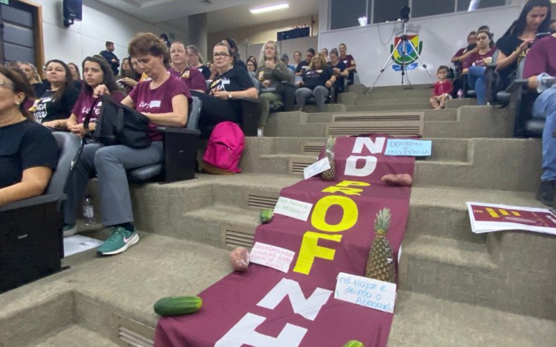 Reforma da Previdência municipal chega à segunda votação sob pressão de professores e sindicatos
