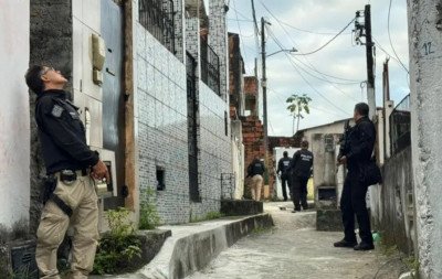 Ação contra o Comando Vermelho prende 35 na Bahia; 1 pessoa foi morta
