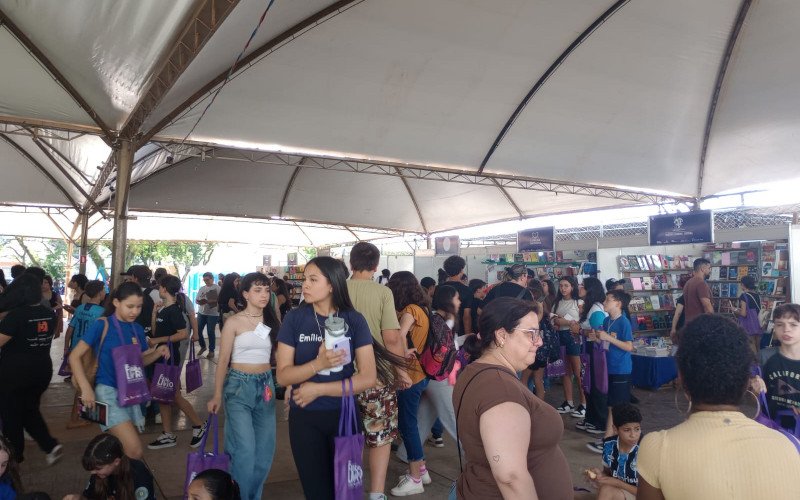 Está aberta a 39ª Feira do Livro de São Leopoldo