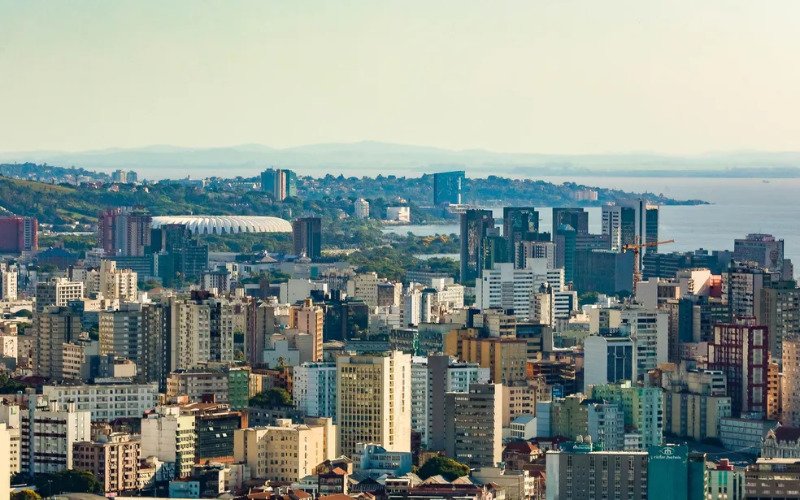 Vista aérea da região central em Porto Alegre | abc+
