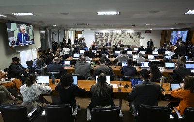 IMPOSTO DE RENDA: Comissão do Senado aprova isenção para salários até R$ 5 mil e texto segue para plenário