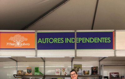 Autoras de Ivoti participam da Feira do Livro de Porto Alegre nesta quinta-feira