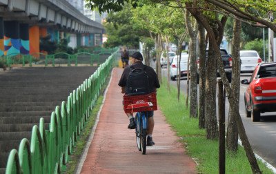 Novo Hamburgo discute novas regras para ruas, calçadas e ciclovias