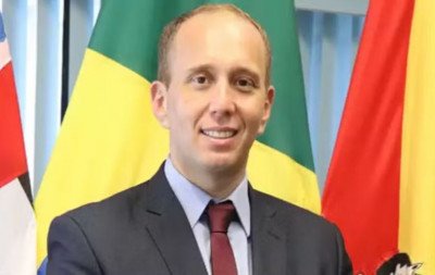Prefeito tiktoker, Rodrigo Manga é afastado em investigação da PF sobre desvios na Saúde