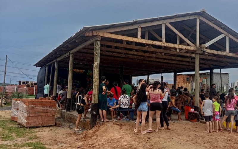 Aeceme conseguiu reconstruir o telhado, faltam as paredes | abc+