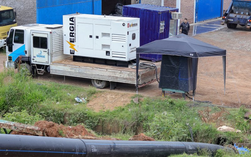 Semae instalou bomba anfíbia na Vicentina por conta do alerta de ciclone extratropical para a região
