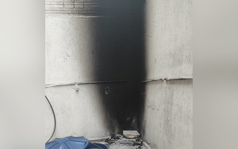 Princípio de incêndio em prédio em Novo Hamburgo, na manhã de hoje | abc+