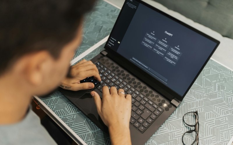 ChatGPT / IA / AI / Inteligência artificial / aritificial inteligence  | abc+