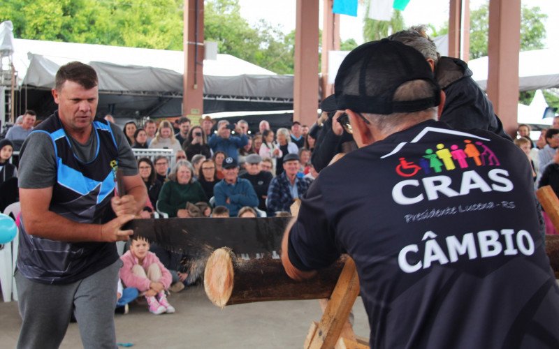 Jogos Germânicos marcam o sábado na 17ª Schmierfest em Presidente Lucena