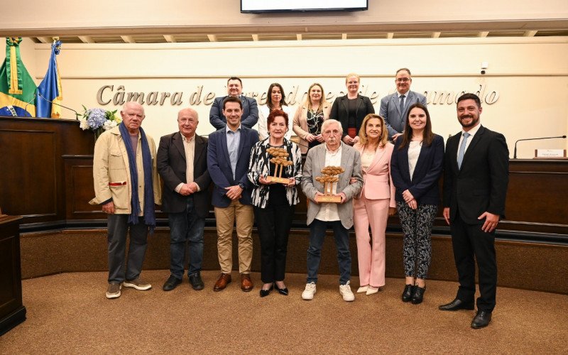 Elza Wolkoff e Clécio Gobbi são homenageados na 14ª edição do Troféu Silvia Zorzanello