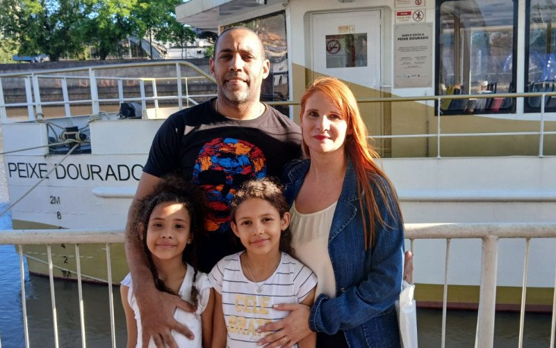 Camila Becker aproveitou o evento com a família