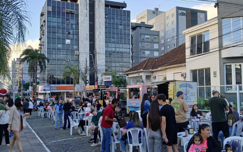 O Natal do Heinz iniciou na tarde deste domingo