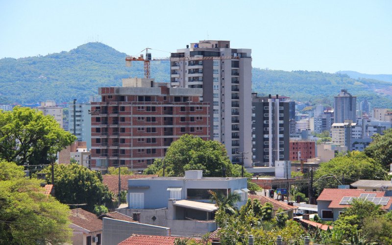Prédios em construção em Novo Hamburgo